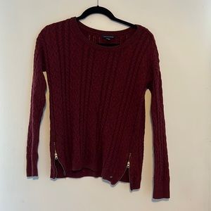 AE maroon knit sweater